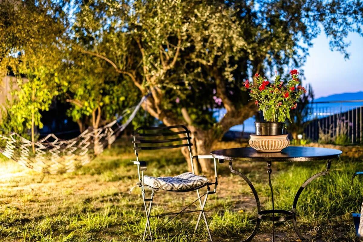 Kitries Summer Getaway - Eden Seaside Suite Kitriaí エクステリア 写真
